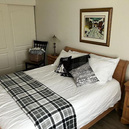 Superbe Condo Plage-Memphremagog Екстер'єр фото